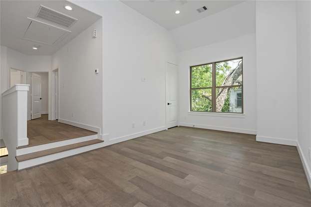 Building Photo - 3036 Truxillo St