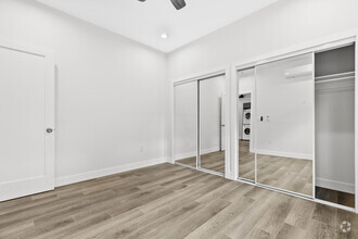 Building Photo - 6519 Coldwater Canyon Ave