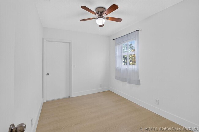 Building Photo - 1301 SW 8th St
