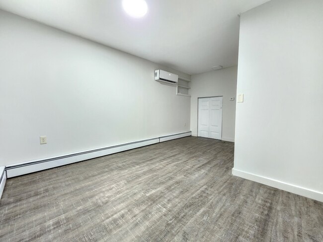 Building Photo - 116 Pine Trail