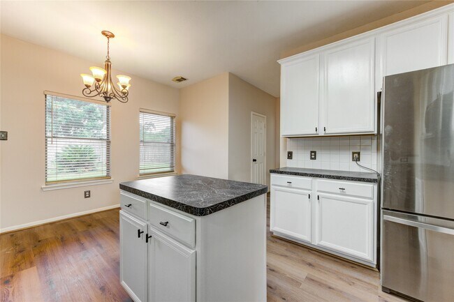 Building Photo - 1223 Oak Canyon Ln