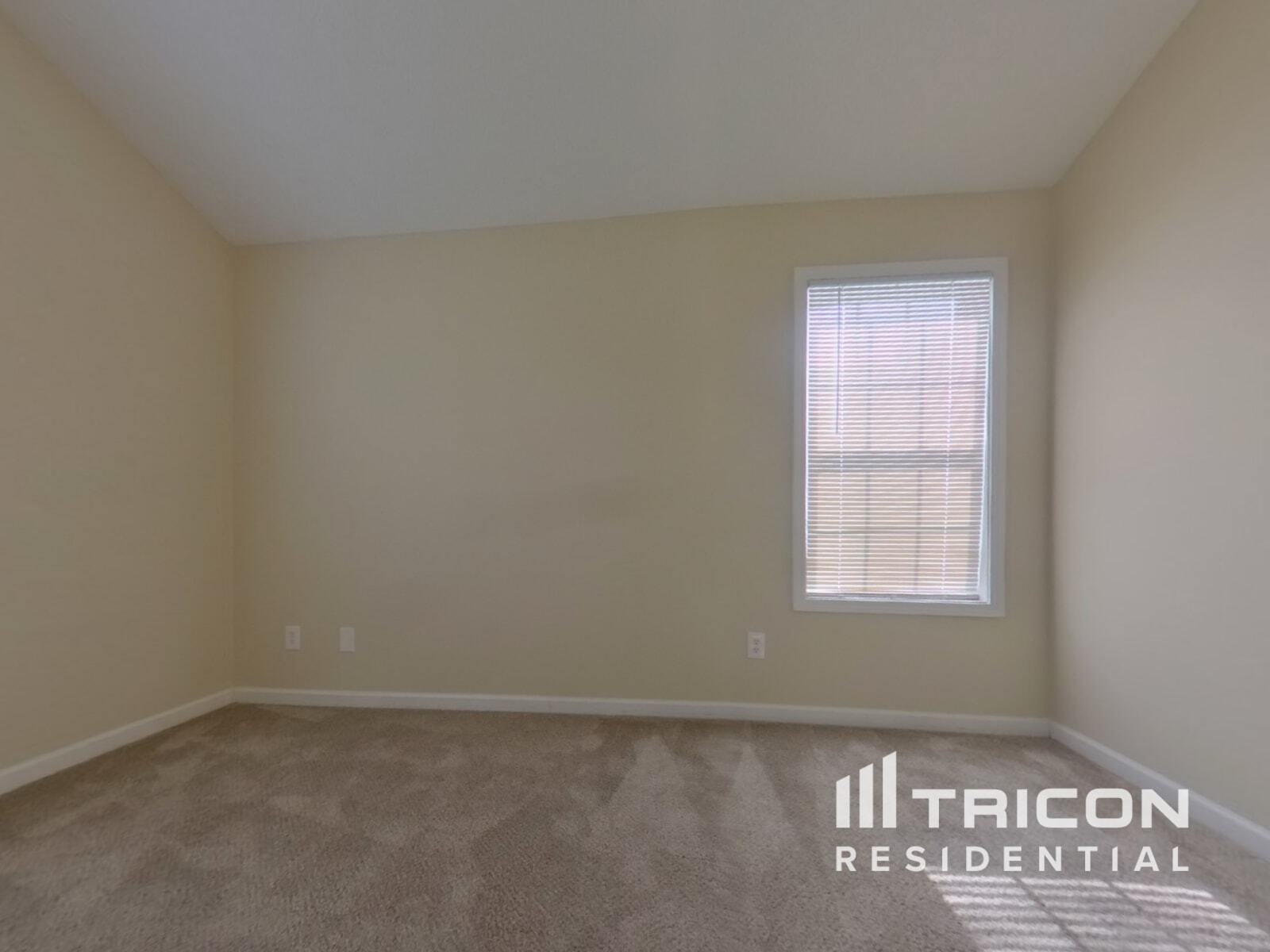 Building Photo - 20 Mattie Ln