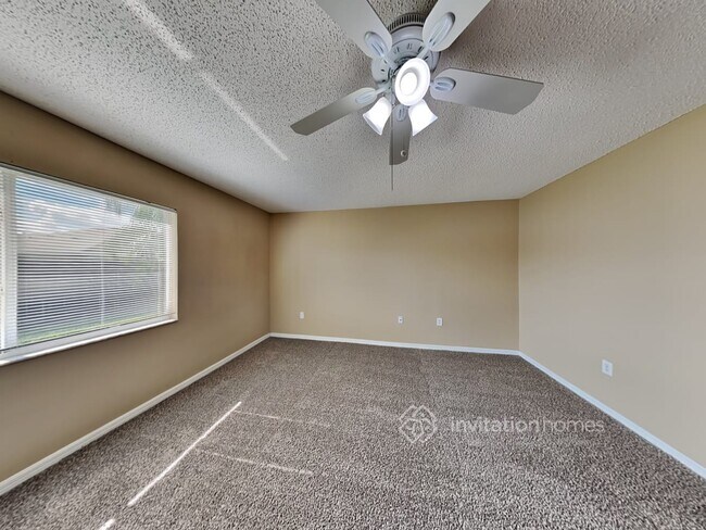 Building Photo - 563 Lindsay Anne Ct