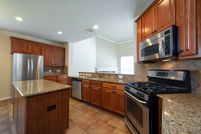 Building Photo - 46 N Planchard Cir
