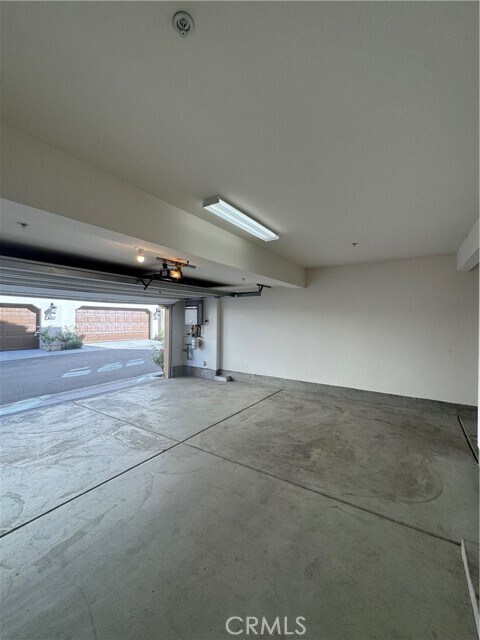 Building Photo - 20988 Cornerstone Dr