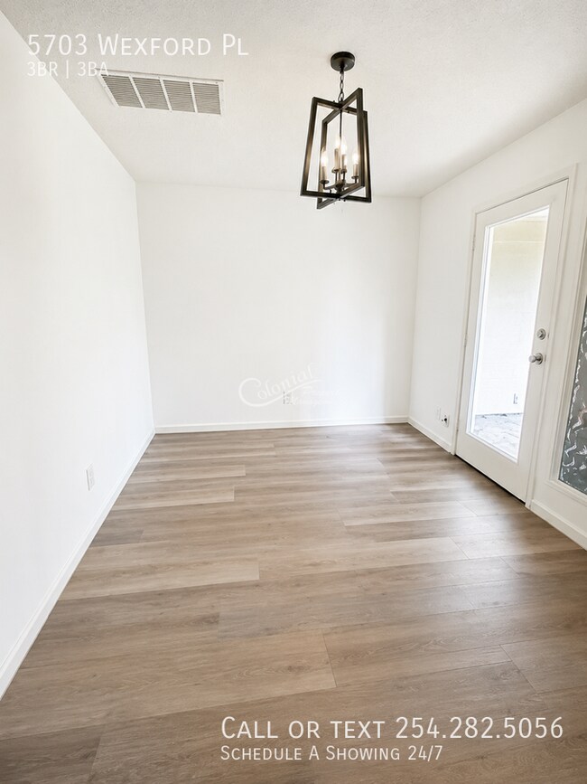 Building Photo - 5703 Wexford Pl