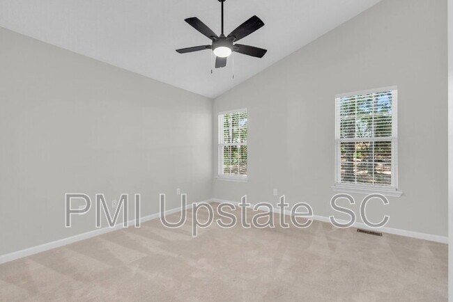 Building Photo - 244 Oak Valley Dr