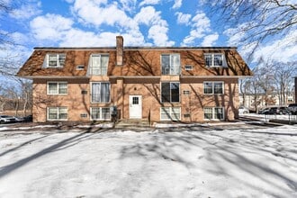 Building Photo - 82 Boylston Ln