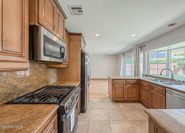 Building Photo - 1646 Swansea Pl