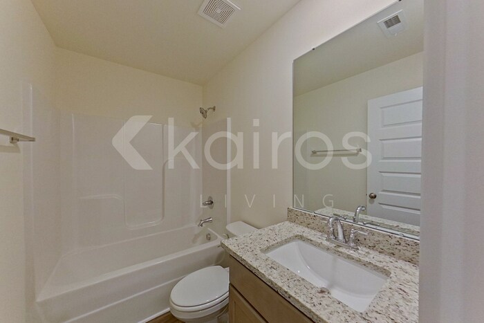 Building Photo - 6104 Taramore Ln NW