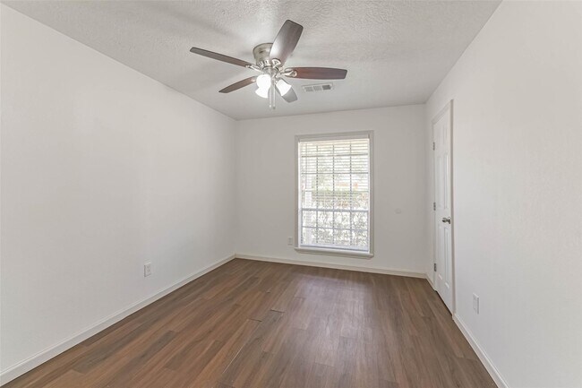 Building Photo - 12002 Palmcroft St