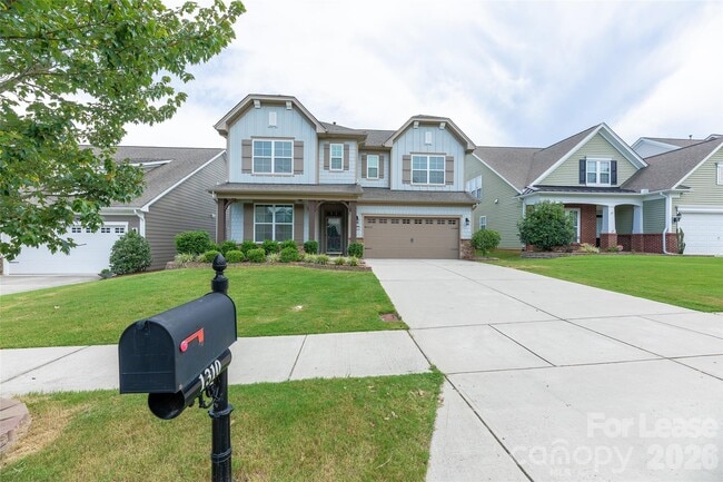 Building Photo - 1310 Middlecrest Dr NW