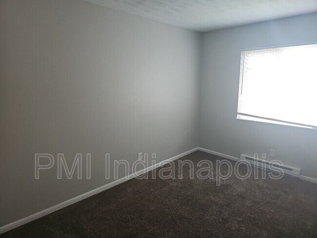 Building Photo - 6240 E 11th St