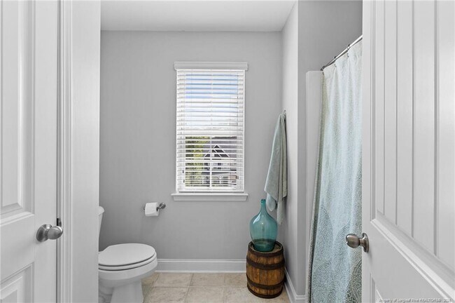 Building Photo - 183 Falls Creek Dr