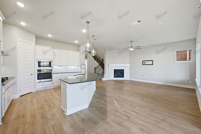 Building Photo - 2229 Preston Bend St