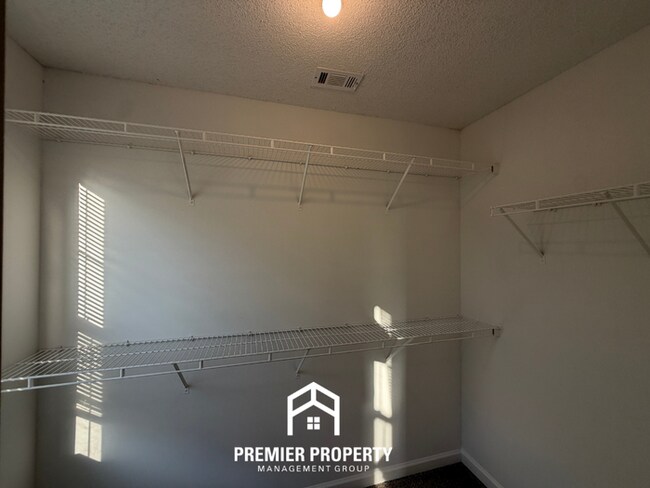 Building Photo - Beautiful 2-Story 3BR/2.5BA Bartlett Home | 1,632 Sq Ft, Vaulted Primary & Back Patio