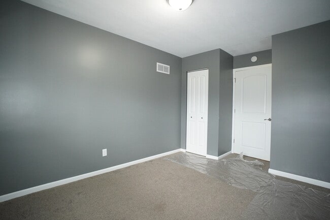 Building Photo - 6092 Cleveland St