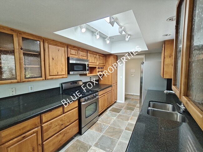 Building Photo - 5309 N Fort Yuma Trail