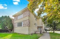 Building Photo - 1086 N Northwest Hwy