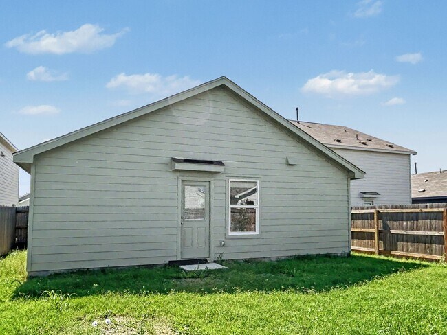 Building Photo - Comfortable 3-Bedroom Home in Seguin