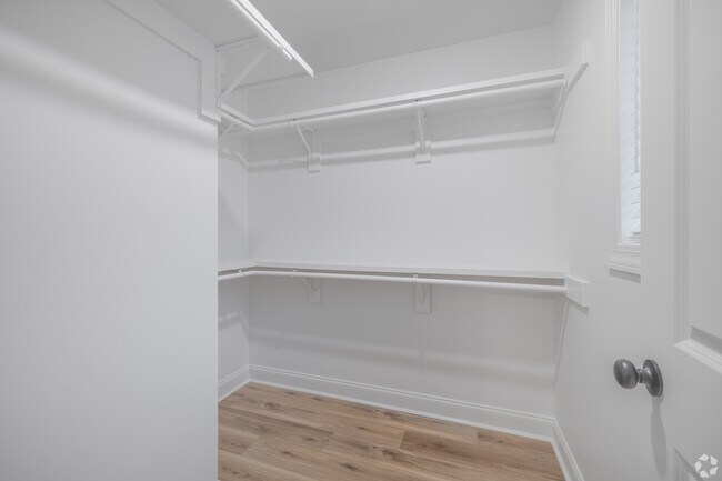 Building Photo - 434 Wren Crest Lane