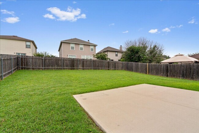 Building Photo - 142 Rummel Dr