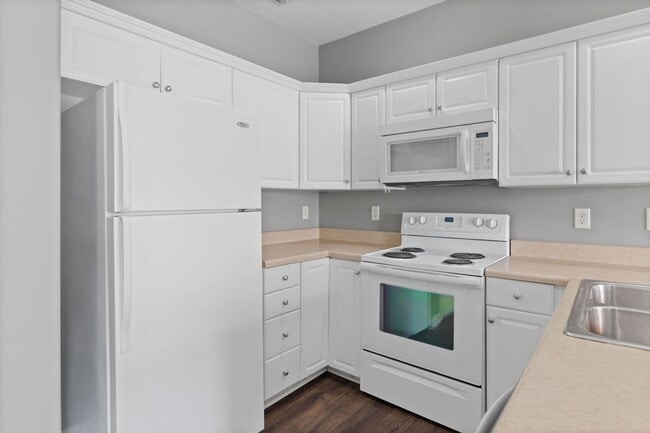 Building Photo - 211/213 Lloyd Street