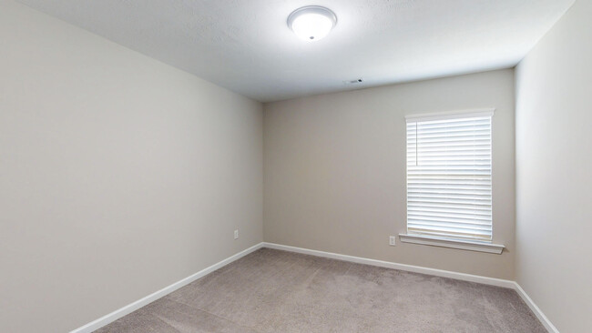 Building Photo - 912 Williford Run Dr