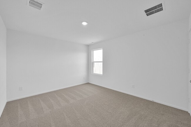 Building Photo - 31346 Black Cherry St