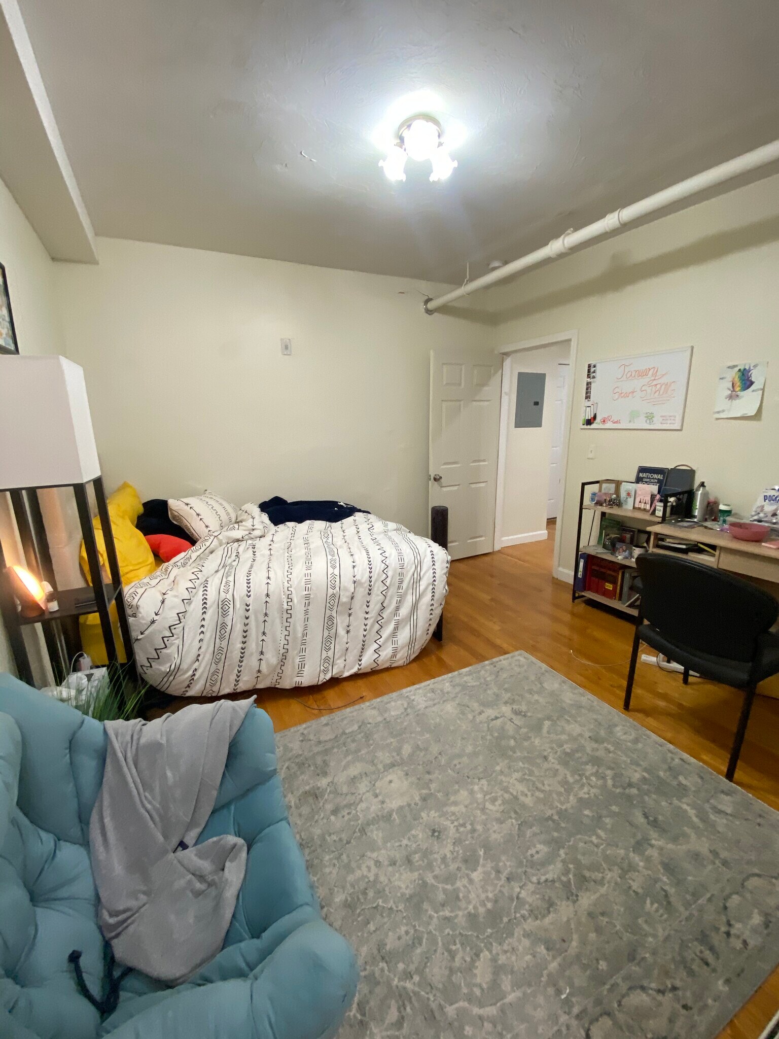 Building Photo - 18 Euston St