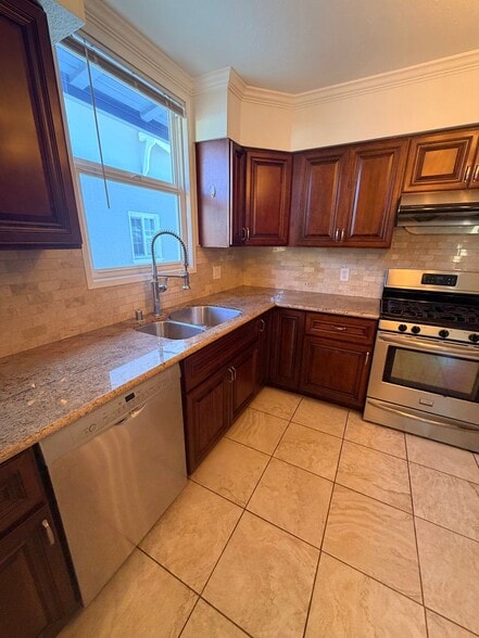 Building Photo - 5914 Marshall St