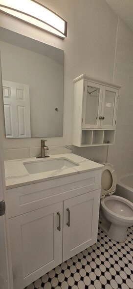 2ND BATHROOM - 25315 Sierra Woods Ln