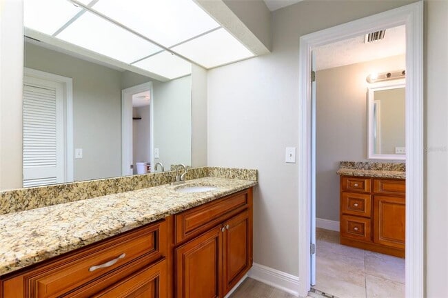 Building Photo - 3122 Reseda Ct