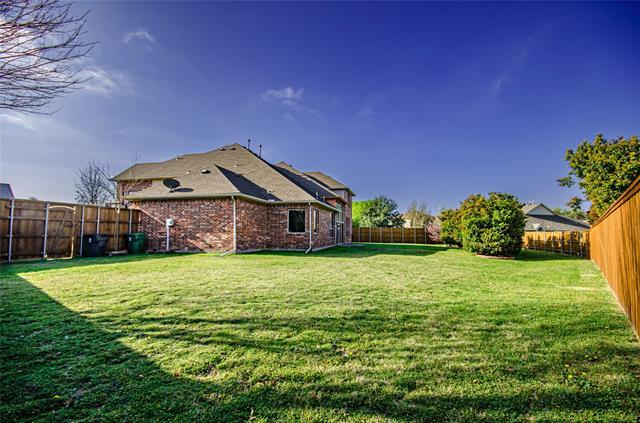 Building Photo - 821 Meadowlark Dr
