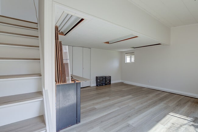 Building Photo - 12657 Everglade St