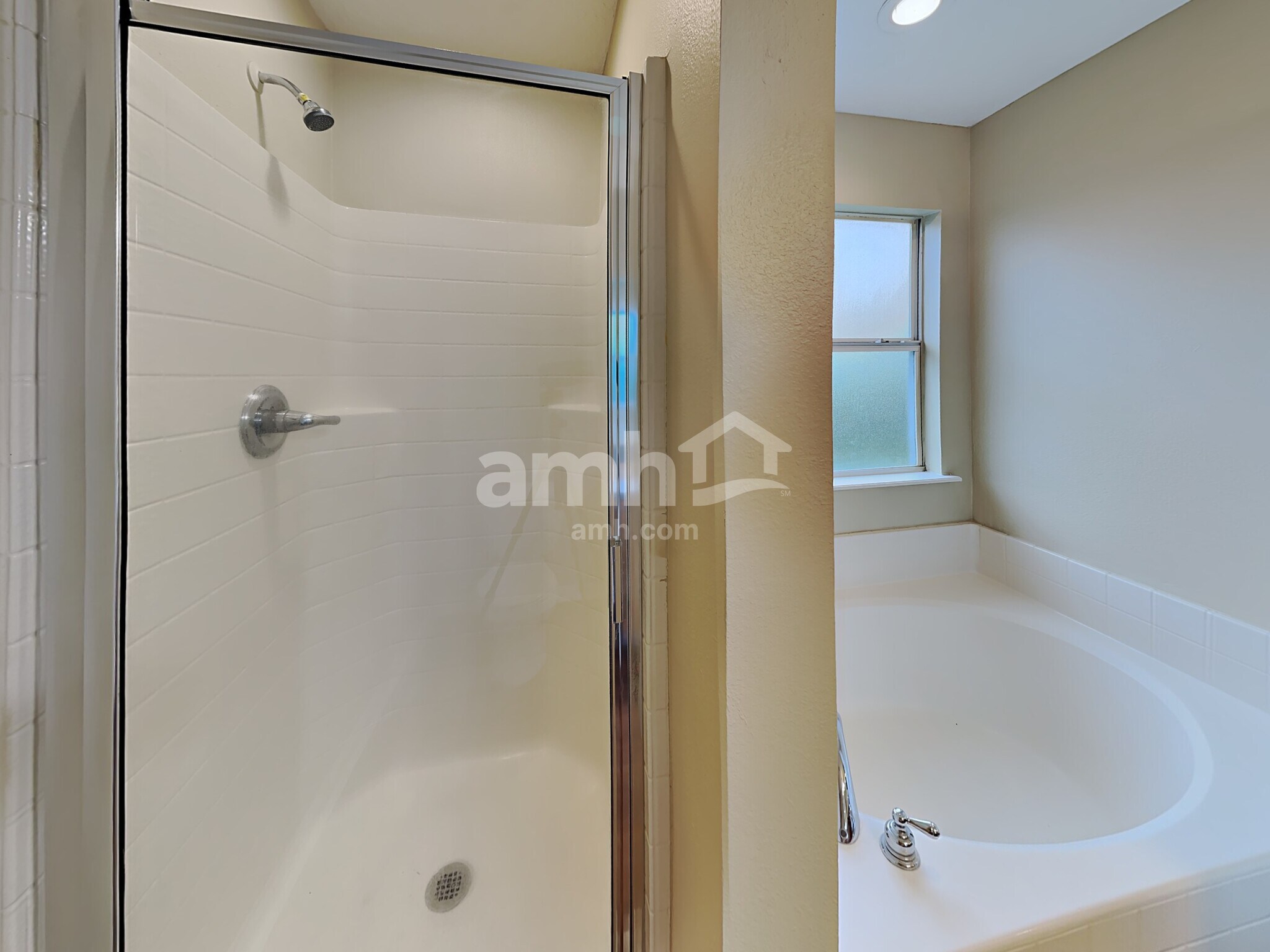 Building Photo - 12712 Daylight Trl