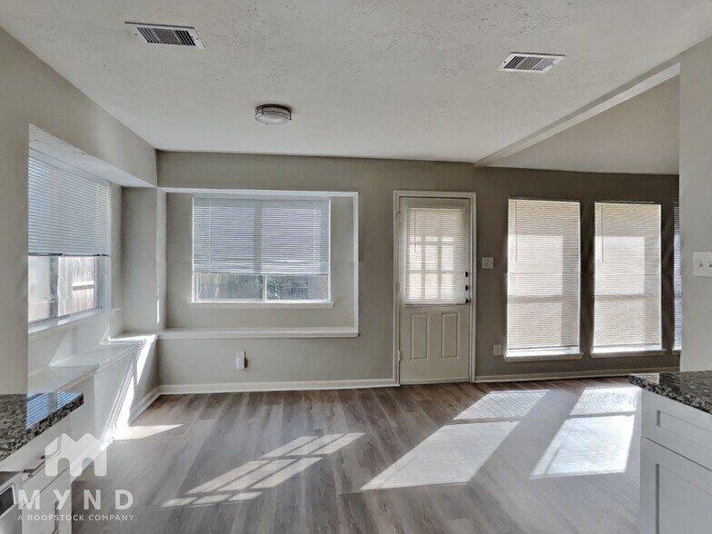 Building Photo - 22514 Willow Branch Ln