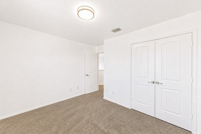 Building Photo - 9113 Holliday Ln