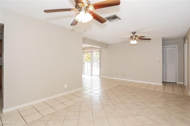 Building Photo - 3 br, 2 bath House - 11799 NW 26th St