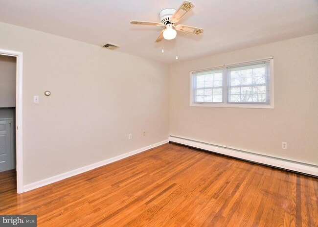 Building Photo - 436 Anthony Rd