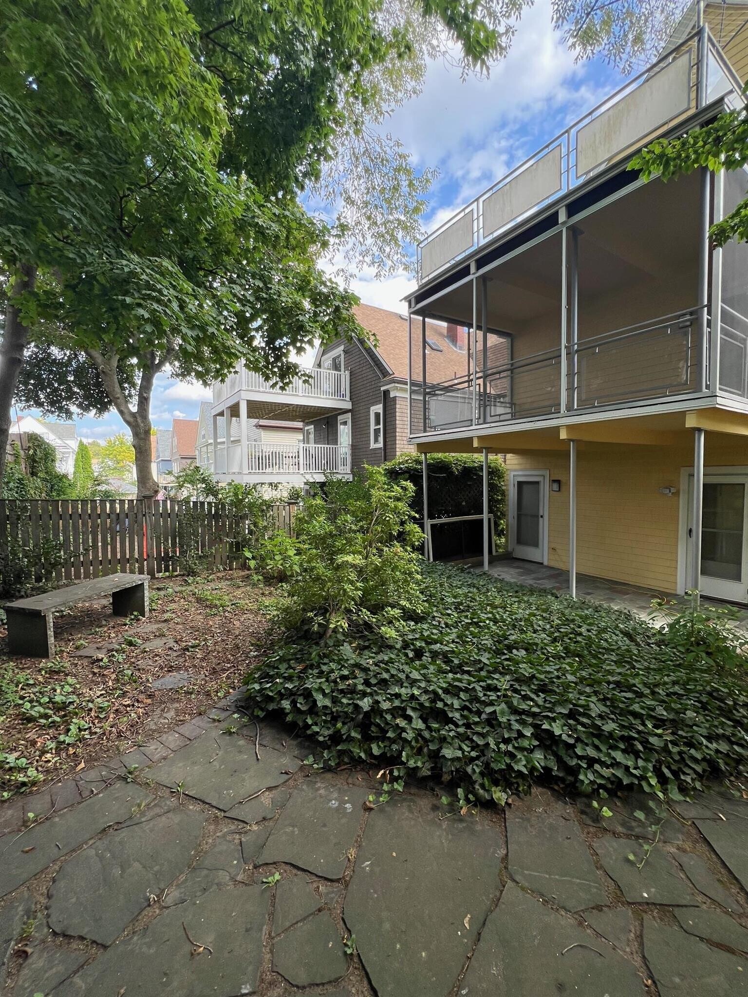 Building Photo - 10 Packard Ave