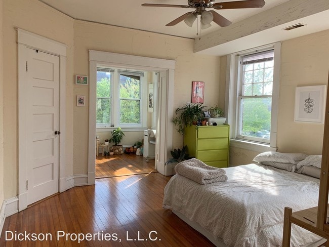 Building Photo - 2712 Grove Ave