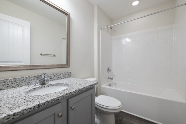 Building Photo - 3 Bedroom Home in Pendleton, SC