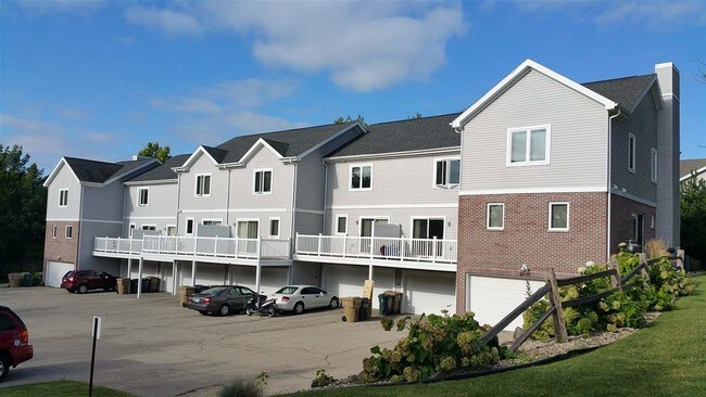 Building Photo - 6737 Raymond Rd