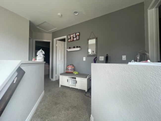 Building Photo - 402 Ferrara Way