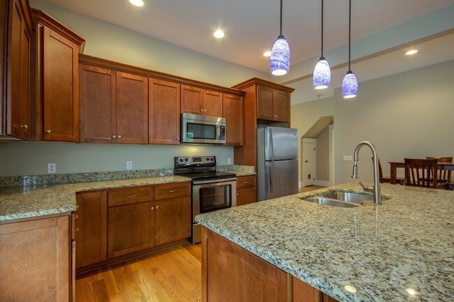 Building Photo - 5106 Indiana Ave