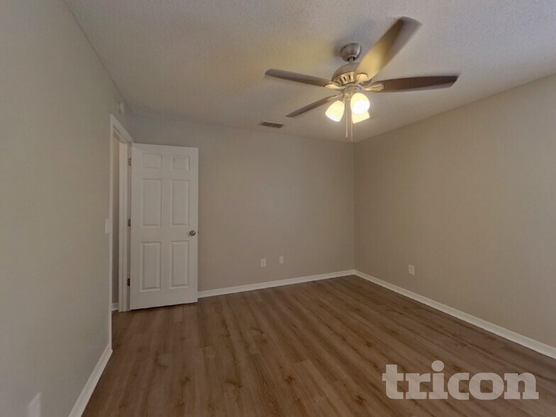 Building Photo - 1240 Wyndham Pine Dr