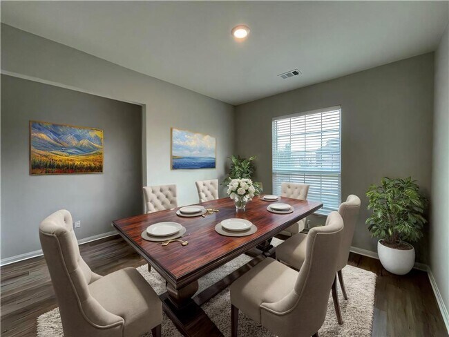 Building Photo - 508 Republic Dr