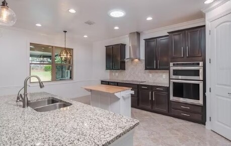 Building Photo - 10034 SW 77th Loop