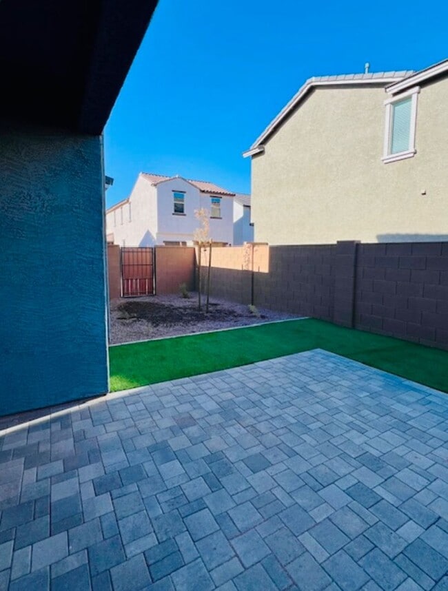 Building Photo - BRAND NEW HOME IN UNION PARK IN PHOENIX